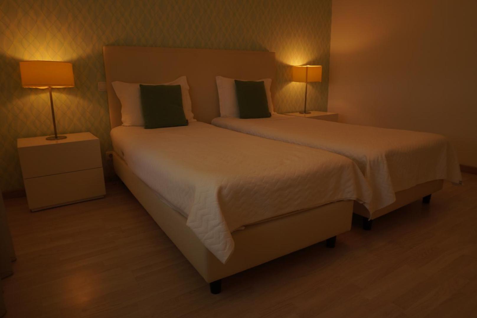 Hotel Dom Lourenco อารีอา บรันกา ภายนอก รูปภาพ