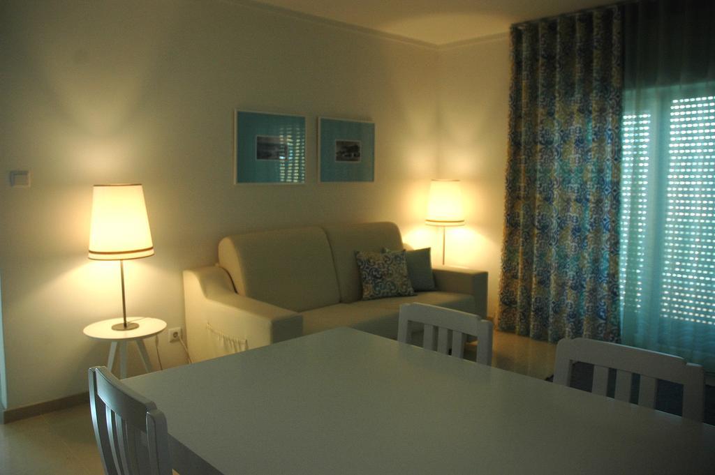 Hotel Dom Lourenco อารีอา บรันกา ภายนอก รูปภาพ